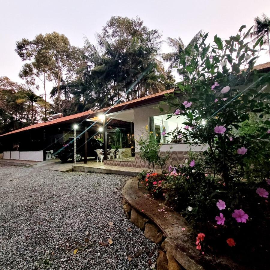 Вілла Casa Inteira Em Lumiar , Recanto Das Palmeiras-Nf. Нова-Фрибургу Екстер'єр фото